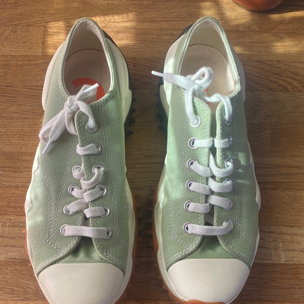 Converse Green and Cream Athletic Shoes